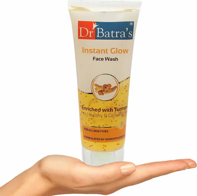 Dr Batra'S Instant Glow Face Wash Enriched With Tumeric For Healthy & Glowing Skin - 100 Gm