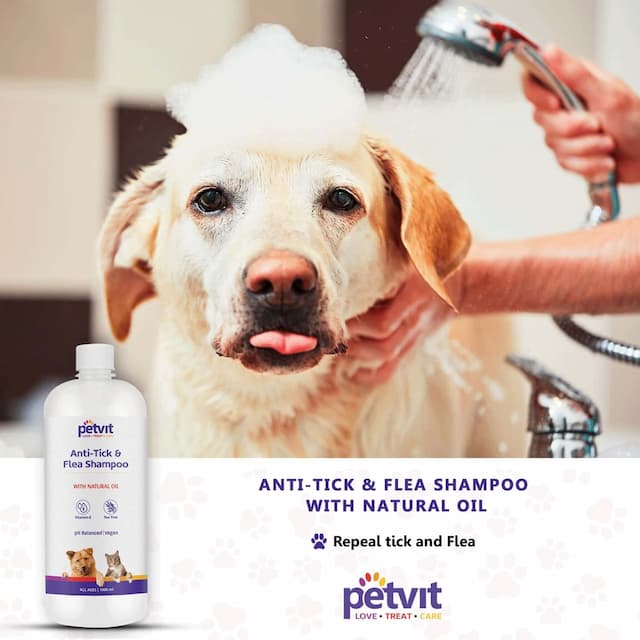Petvit Anti-Tick,Flea, Larvae Lice, Mosquitoes Shampoo With Vitamin E For All Breed Dog/Cat -1000 Ml