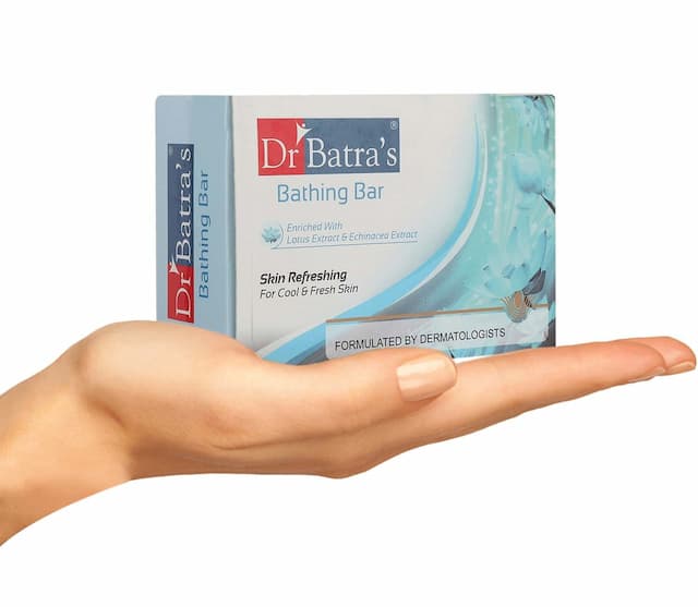 Dr Batra'S Bathing Bar Skin Refreshing With Lotus Extract & Echinacea Extract - 125 Gm