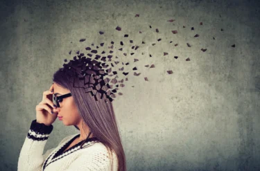 smoking cause cognitive decline