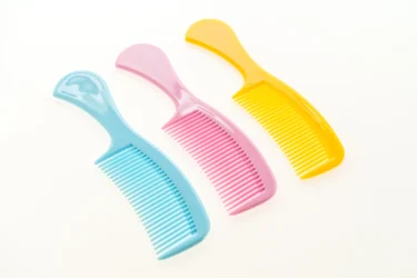 avoiding plastic combs