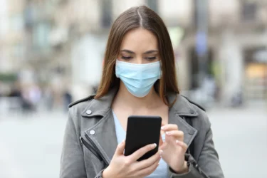 girl checking air quality forecasts 