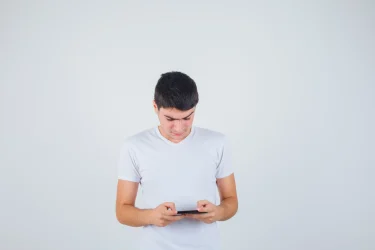 bad posture causes double chin